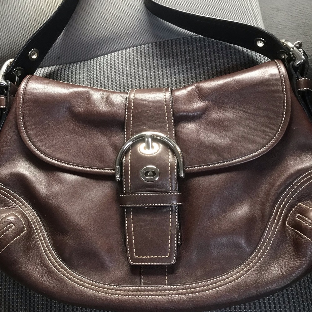 Coach medium like new handbag